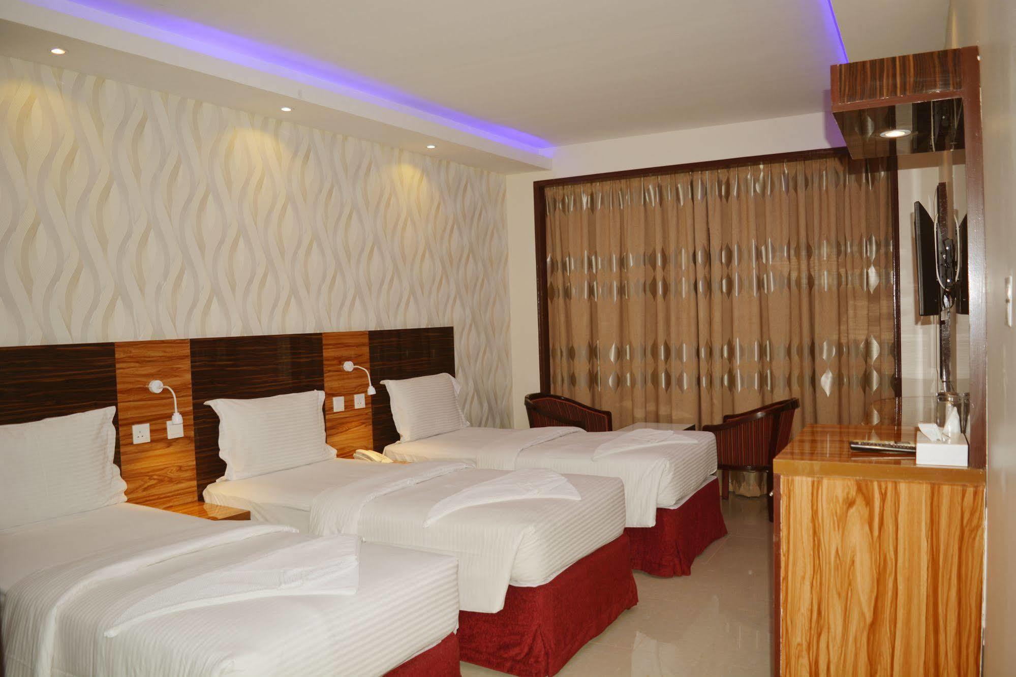דובאי Zagy Hotel מראה חיצוני תמונה