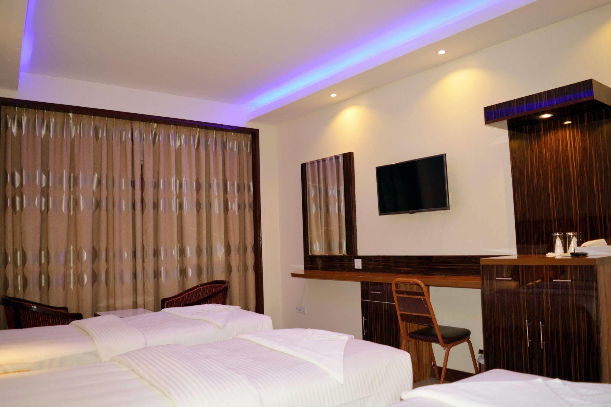 דובאי Zagy Hotel מראה חיצוני תמונה