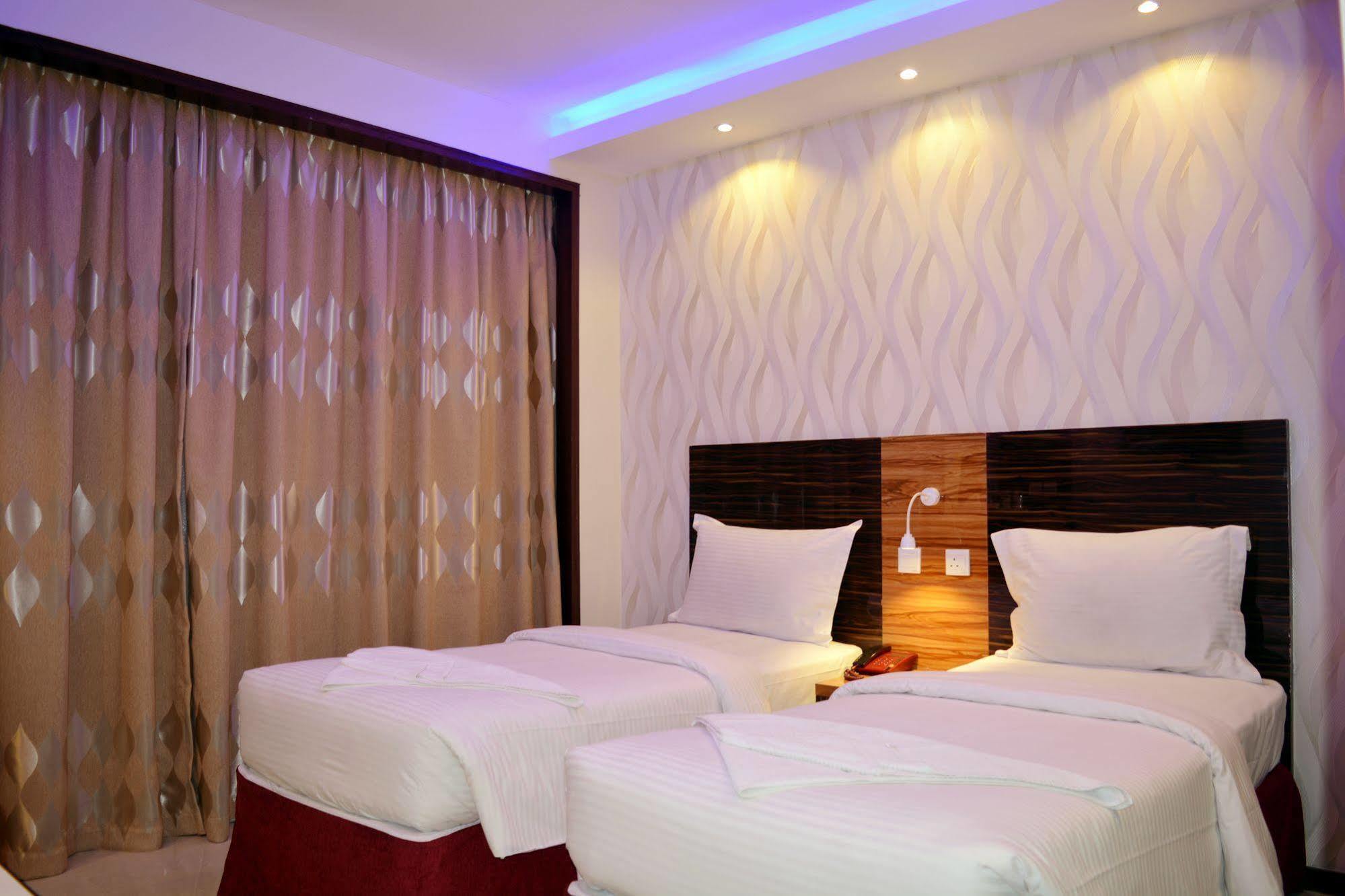 דובאי Zagy Hotel מראה חיצוני תמונה
